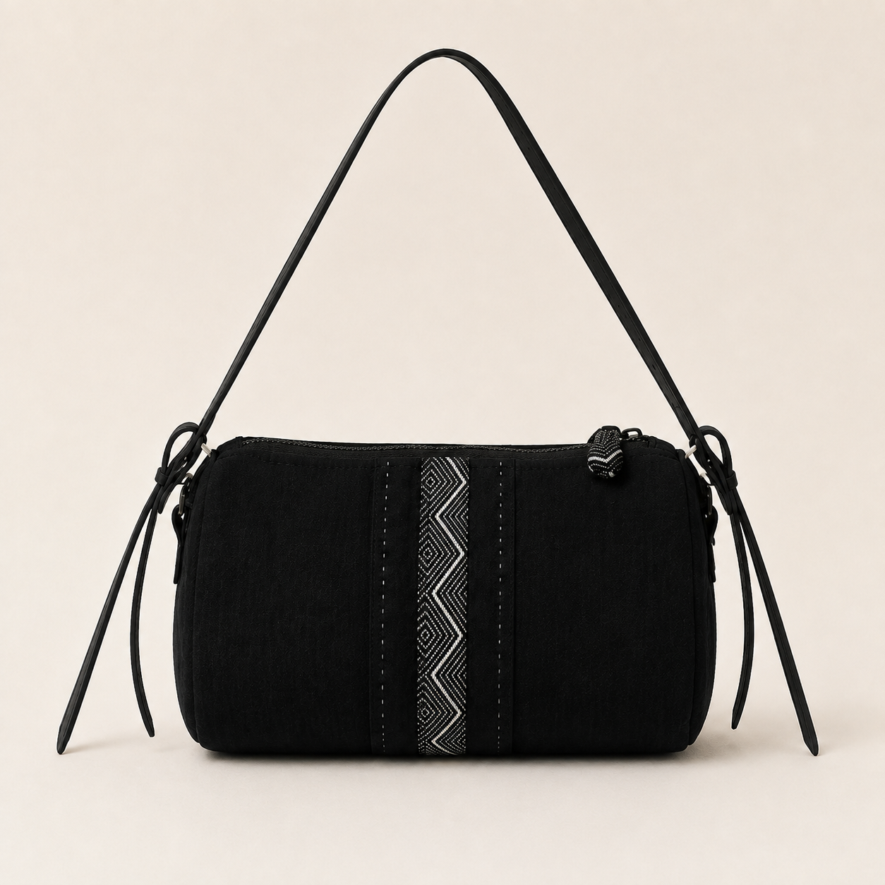 Riverline Barrel Shoulder Bag detail 3
