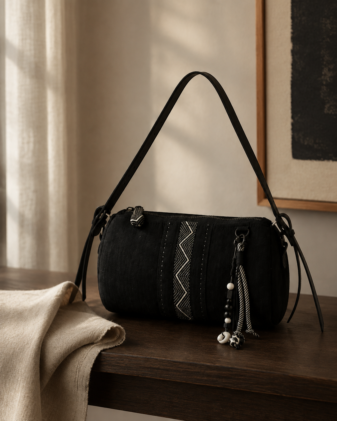 Riverline Barrel Shoulder Bag detail 7