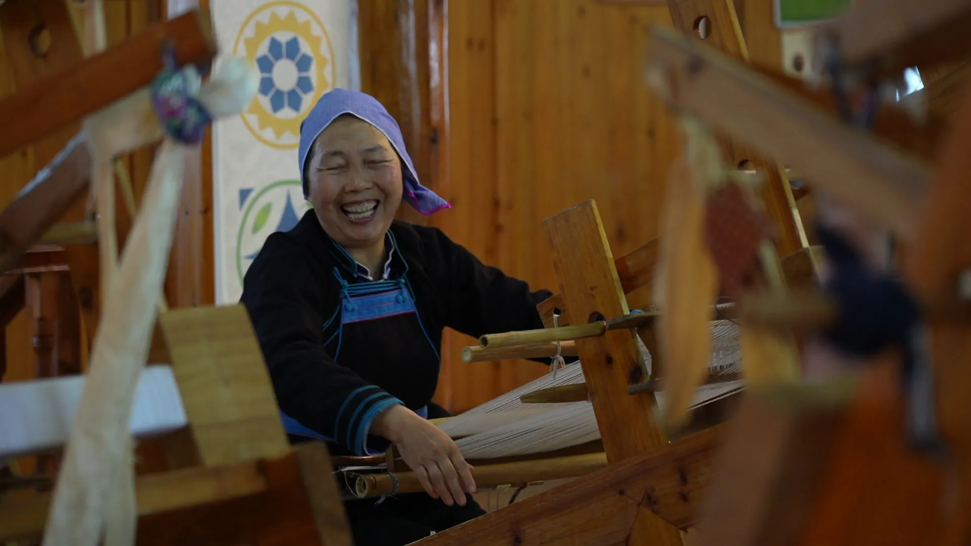 Dong Brocade Artisan Smile