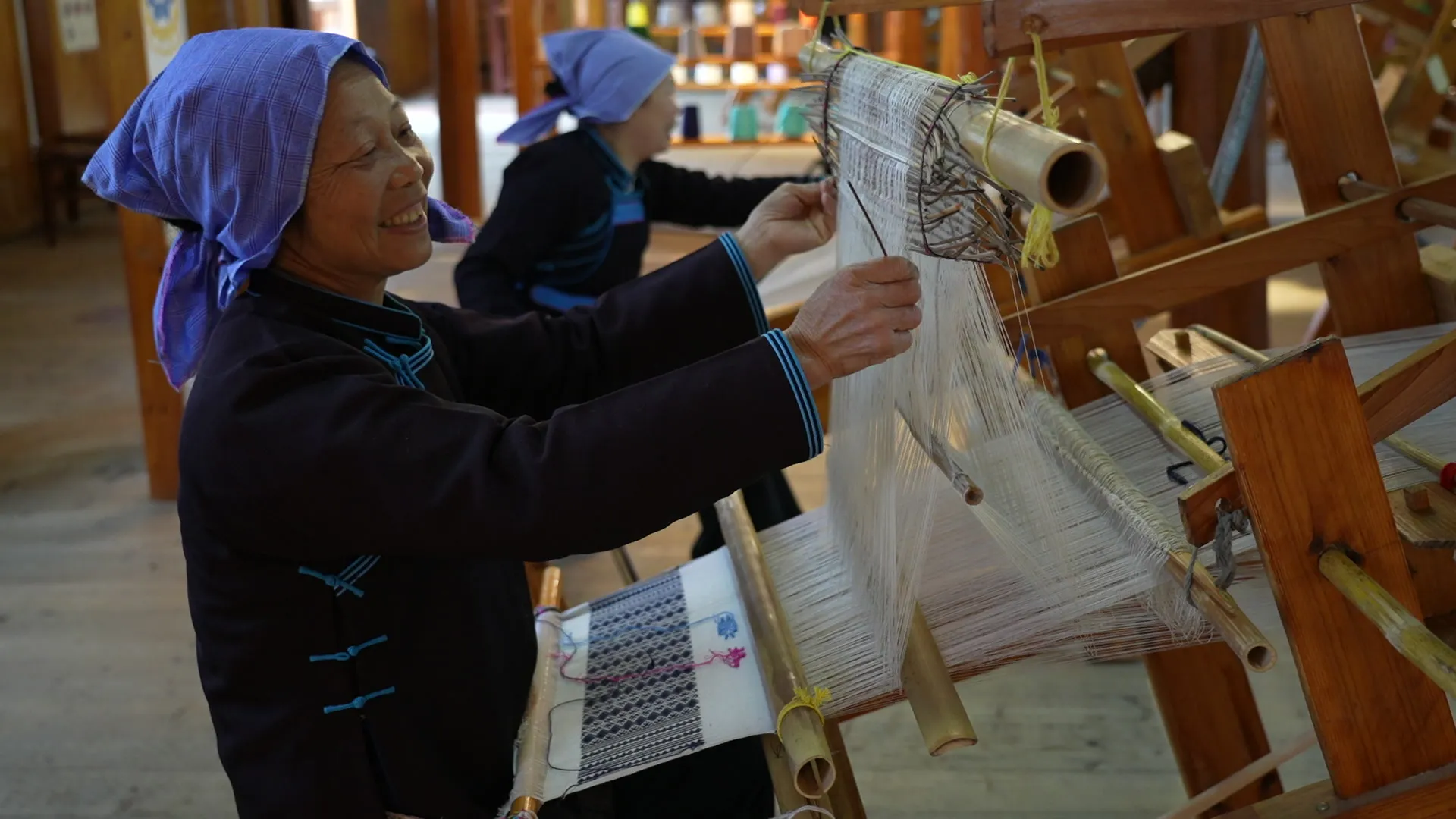 Dong Brocade Artisan Smile