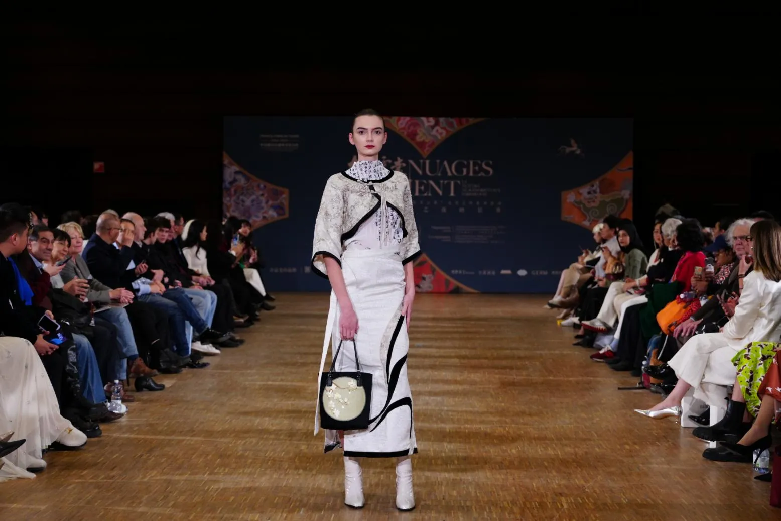 Wovellune 2025 Paris Louvre Fashion Show Models
